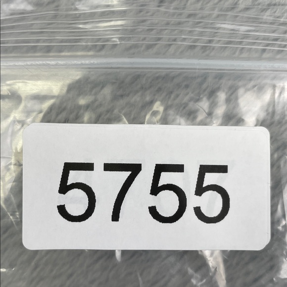 NEW Frank & Eileen S 100% Cotton White/Gray Striped Curve Hem Tank Top USA - Picture 8 of 9